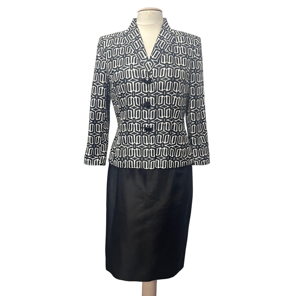 Le Suit Women 8 Skirt Suit Set Black White Geometric Blazer Pencil Career Office